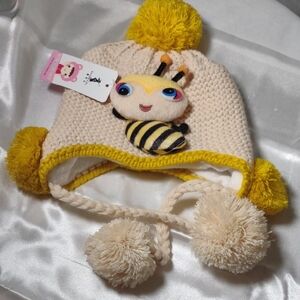 NWT Bee-Themed Kids Cream Knit Hat w/ Yellow Accents - OSFM